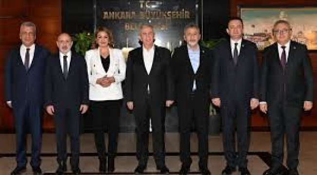 İmamoğlu'nun "kurultay" çıkışı CHP'de rahatsızlık yarattı; 