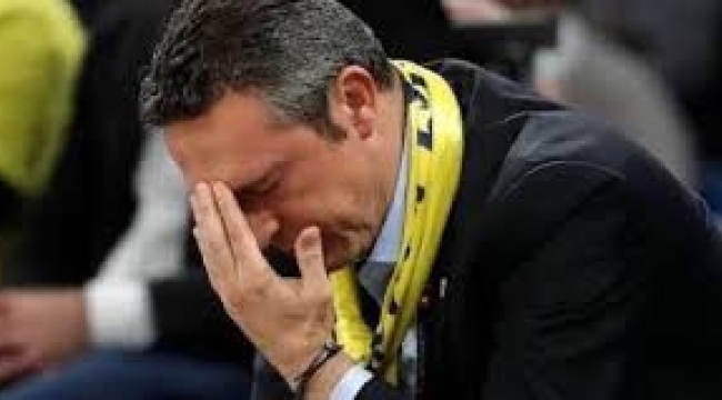 Fenerbahçe tribünlerinden "Ali Koç istifa" tezahüratları