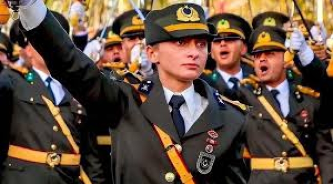 Teğmenler TSK'ya geri dönüş davası açtı
