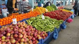 Esnaf satamıyor halk alamıyor: Sebze, meyve artık lüks oldu