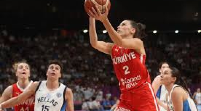 Potanın Perileri çeyrek finalde: Yunanistan'ı 83-72 ile geçtik
