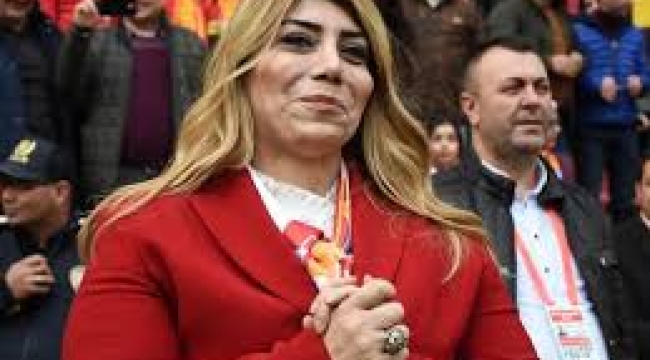 Süper Lig'in ilk kadın başkanı Berna Gözbaşı'na haciz şoku