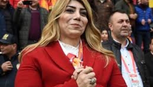 Süper Lig’in ilk kadın başkanı Berna Gözbaşı'na haciz şoku