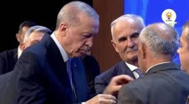 AK Parti'ye geçen 2 milletvekili ve 13 belediye başkanı belli oldu