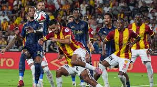  Fenerbahçe Süper Lig'e puan kaybıyla başladı!