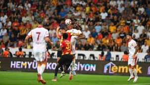 Galatasaray Kayseri'de fırtına gibi: Flaş skorla rahat galibiyet!