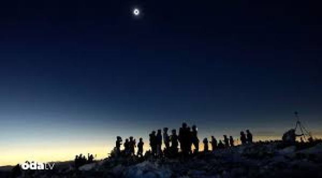 Komplo teorisyenleri mesaide.. 1999'dan sonra bir ilk