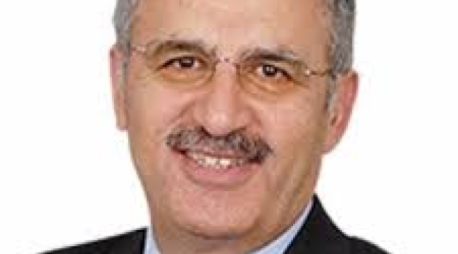 Pes doğrusu! Aynı anda üç partinin üyesi olunur mu?