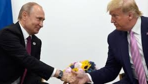 Trump-Putin görüşmesine damga vuran anlar!