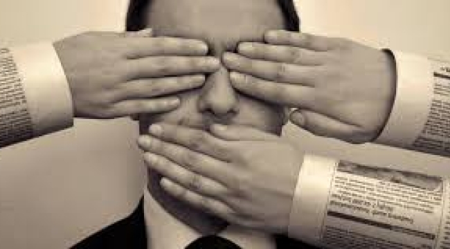 Gazetecilik bir kez daha tartışılıyor