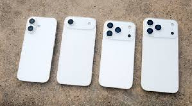 iPhone 17 satışa çıktı: ABD ve Hindistan'da kuyruklar oluştu, Türkiye'de beklenen olmadı!