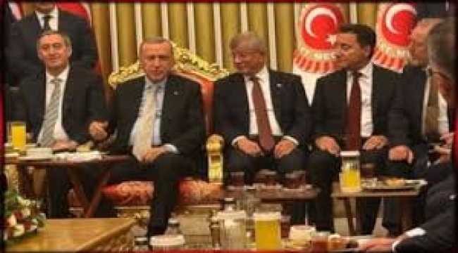 CHP hariç liderler yan yana: Davutoğlu'nun neşesi dikkat çekti