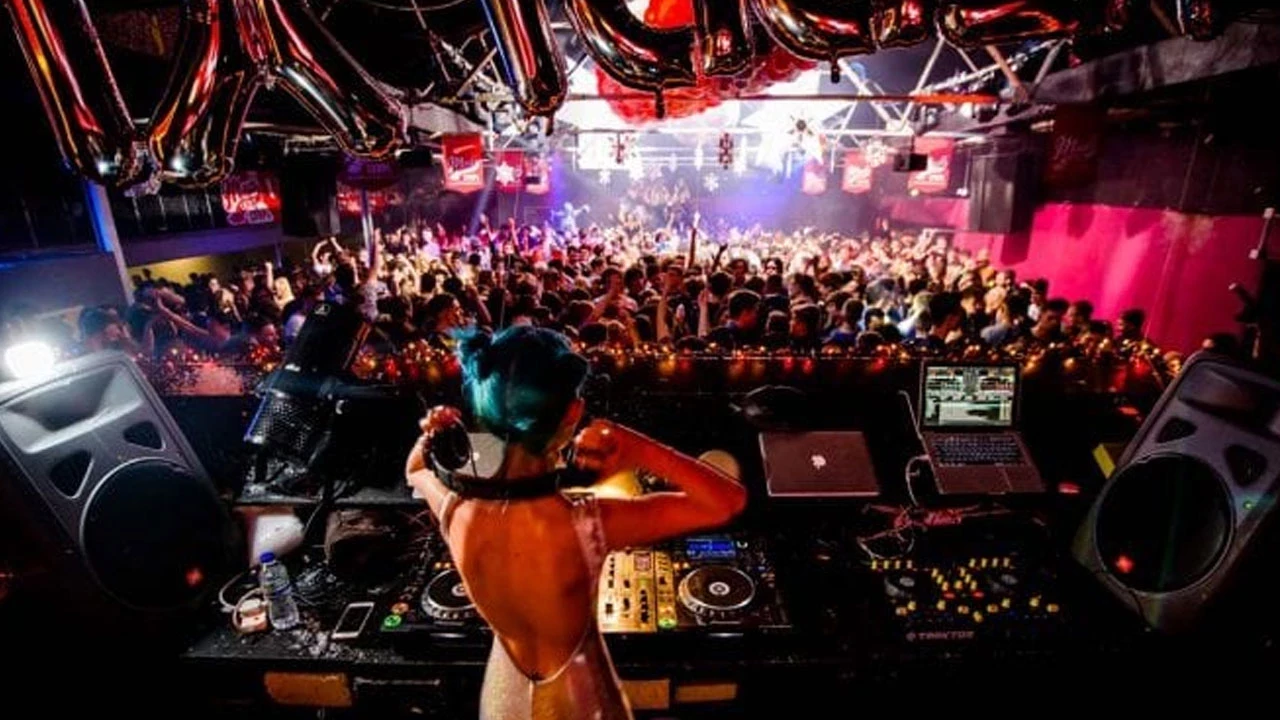 Gençler tuzağa böyle düşürülüyor! İçeceklere atılan o madde ne? 