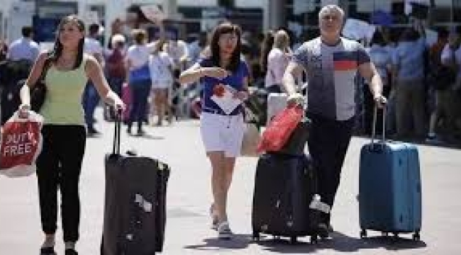 Ruslar bile gidiyor, hatta Araplar bile