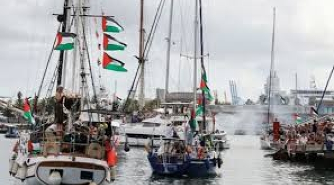 Türklerin de bulunduğu Sumud Filosu'na İsrail müdahalesi: Bir gemi ablukayı aştı