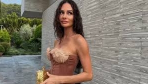 Yasemin Ergene boşanma sonrası parladı! Beyaz şortlu pozları olay oldu