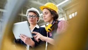 Ekonomide ilk darbe kadınlara... 236 bin kadın işten ayrıldı