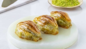 En Lezzetli Midye Baklava Hacı Bozan Oğulları'nda