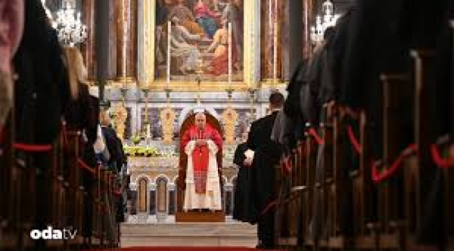 İstanbul'da Papa trafiği... Harbiye'de toplandılar