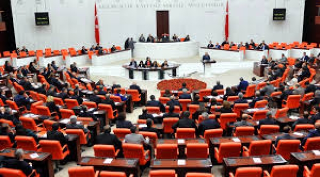 Meclis'te 'bölücülük' tartışması: AKP'li Muş, süreç ortaklarını uyardı