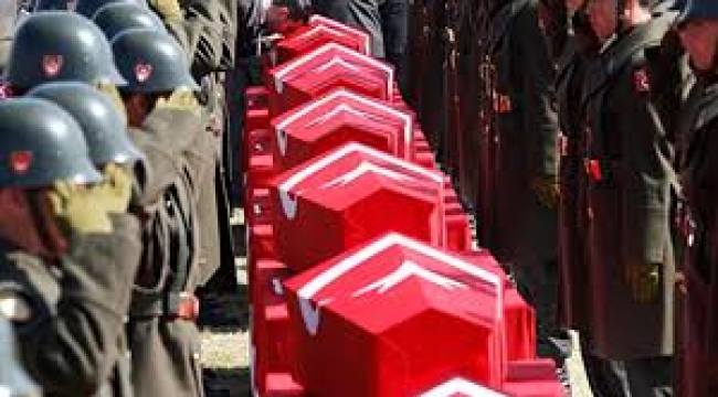 Türkiye şehitlerini son yolculuğuna uğurluyor