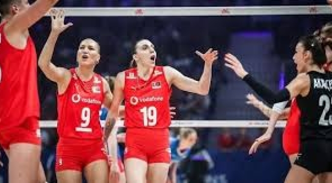  Voleybolcu kadınların gündemi: Maçta ne giyilecek