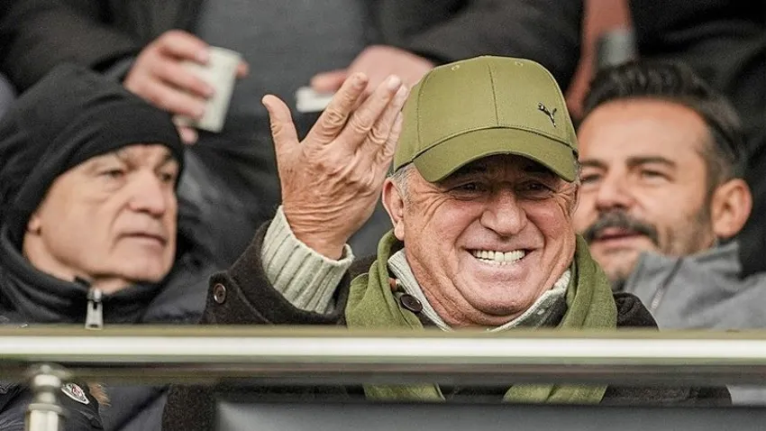 Fatih Terim sürprizi: Maçı tribünden izledi