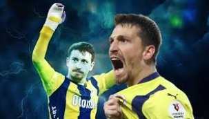 Fenerbahçe dosyayı inceledi: Mert Hakan Yandaş için ayrılık kararı! 