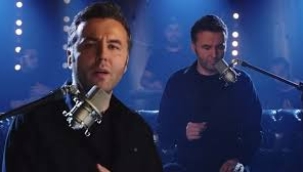 Mehmet Akif Ersoy yıllar önce şarkı söylemiş!