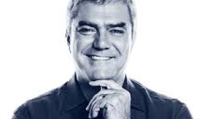  Yılmaz Özdil Bordo bere