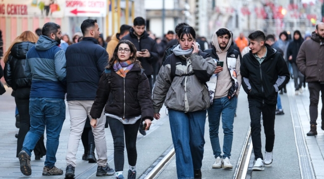15 milyon genç ailesinden alacağı harçlığa muhtaç