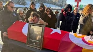 Gökmen Özdenak için Galatasaray Stadı'nda tören düzenlendi