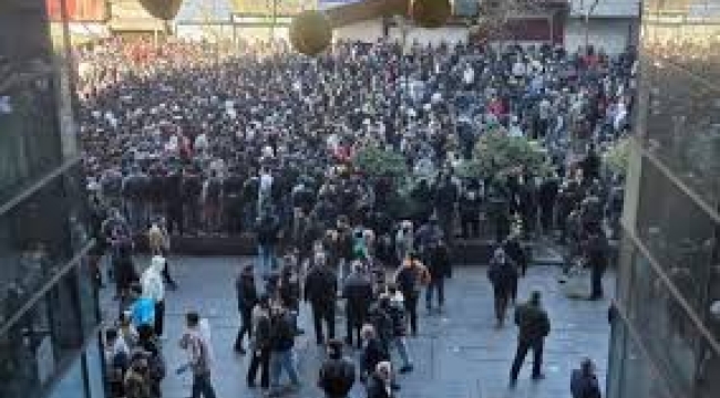  Kürt örgütleri sokağa çağırdı, Şah'ın oğlu 'ayaklanın' dedi