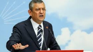 Özel'den bir acayip meydan okuma: Sana 1,5 milyon oy avans