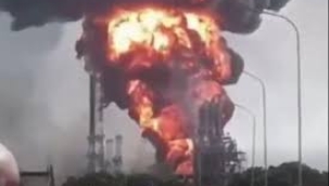 Venezuela'da peş peşe şiddetli patlamalar! Başkent Karakas'ta alevler yükseliyor...