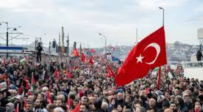 Yüz binlerce kişi Gazze için yürüdü