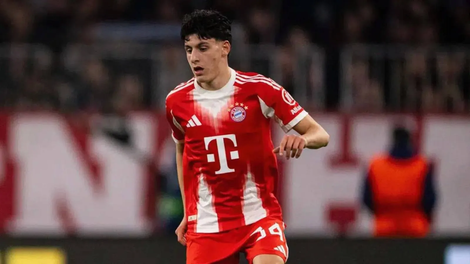 Fenerbahçe teklifle gitti, oyuncunun ailesi "Trabzonluyuz" diyerek reddetti