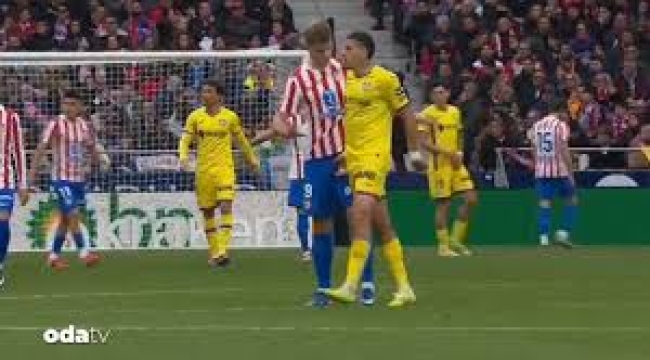 Futbolda 'penis' cezası: Kırmızı kart