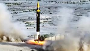  İran 2 tonluk füzeyle vurdu: Kıyamet silahı ateşlendi