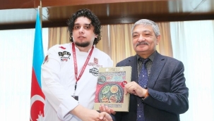 8 yıl sonra Bakü'ye dönen Ali Magerro'ya Tahir Amiraslanov'dan anlamlı destek