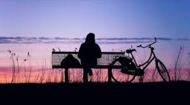 Dünya yalnızlık salgını ile karşı karşıya: Giderek daha izole hale geliyoruz!