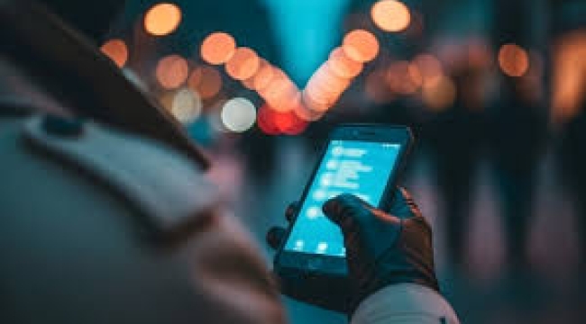 Telefonu olan herkes dikkat: 1 Mayıs'tan itibaren şebekeler kapatılıyor