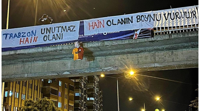 Trabzon'da Uğurcan Çakır'a çarpıcı protesto