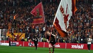 Amedspor şampiyonluk kupasını on binlerle kaldırdı: Lige renk katacağız