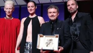 Cannes ödülleri sahiplerini buldu: Altın Palmiye Mungiu'nun oldu