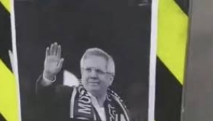 Kadıköy'de Aziz Yıldırım pankartları