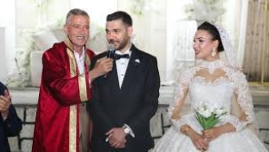 Doktorlar ve müzisyenler sınıfta kaldı: Z kuşağı kadınlarının en seksi bulduğu meslek belli oldu