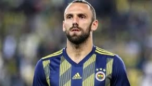 Fenerbahçe Vedat Muriqi ile 3 yıllık anlaştı