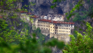 Sümela Manastırı yeniden ziyarete açıldı