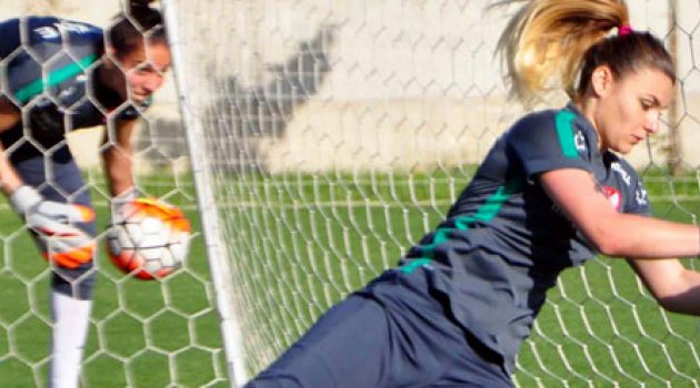 A Milli Kadın Futbol Takımı Antalya'da kampa girdi